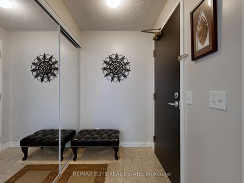 Photo 5 at 1806 - 30 Grand Trunk Crescent, Waterfront Communities C1, Toronto