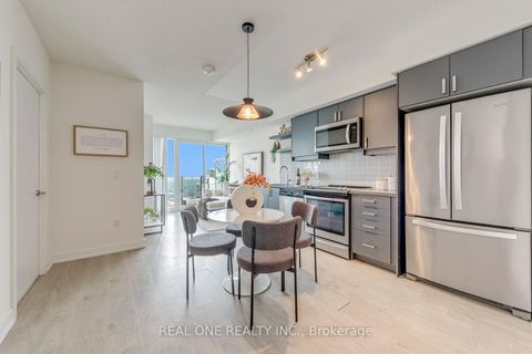 Photo 7 at 3706 - 50 Wellesley Street E, Yonge Corridor, Toronto