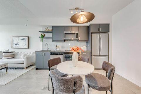 Photo 10 at 3706 - 50 Wellesley Street E, Yonge Corridor, Toronto