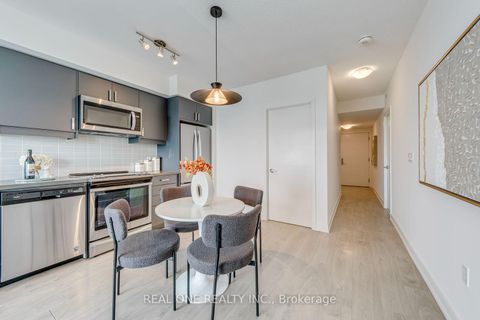 Photo 11 at 3706 - 50 Wellesley Street E, Yonge Corridor, Toronto