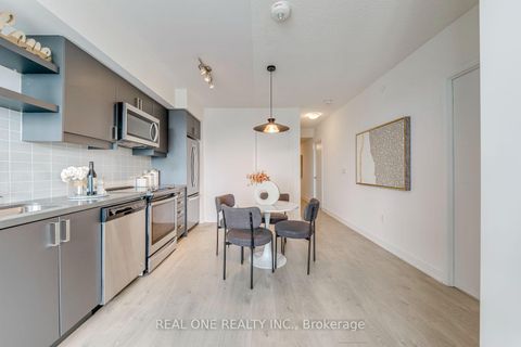 Photo 12 at 3706 - 50 Wellesley Street E, Yonge Corridor, Toronto