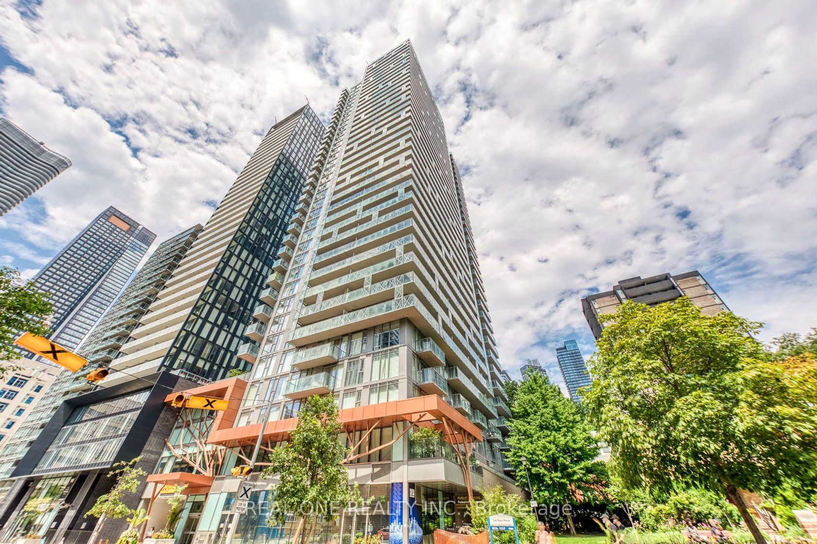3706 - 50 Wellesley Street E, Yonge Corridor, Toronto photo number 2