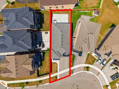 Photo 2 at 64 Coldwell Bay Circle, Kleinburg, Vaughan