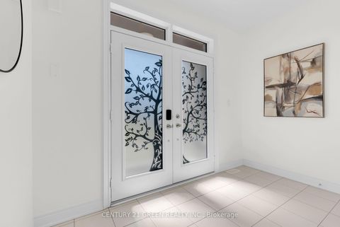 Photo 7 at 64 Coldwell Bay Circle, Kleinburg, Vaughan