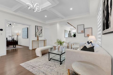 Photo 10 at 64 Coldwell Bay Circle, Kleinburg, Vaughan