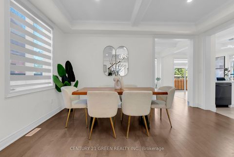 Photo 12 at 64 Coldwell Bay Circle, Kleinburg, Vaughan