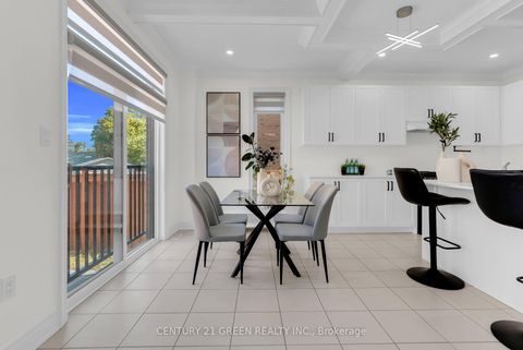 Photo 17 at 64 Coldwell Bay Circle, Kleinburg, Vaughan
