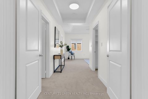 Photo 24 at 64 Coldwell Bay Circle, Kleinburg, Vaughan
