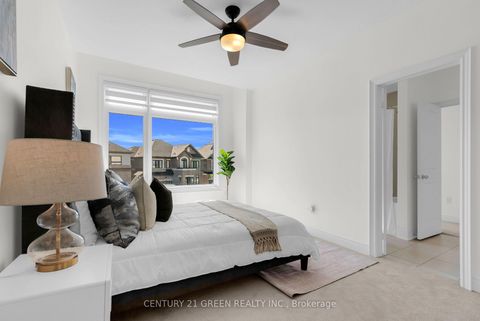 Photo 29 at 64 Coldwell Bay Circle, Kleinburg, Vaughan