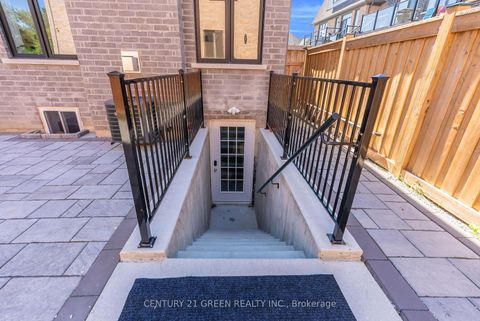 Photo 44 at 64 Coldwell Bay Circle, Kleinburg, Vaughan