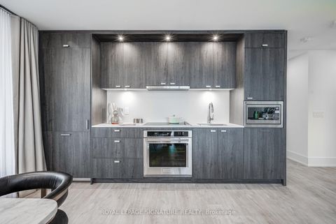 Photo 10 at 613 - 115 Denison Avenue, Chinatown, Toronto