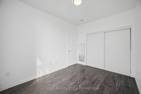Photo 10 at 311 - 70 Forest Manor Road, Henry Farm, Toronto