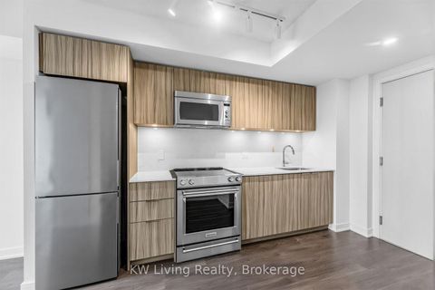 Photo 8 at 2009 - 30 Samuel Wood Way, City Centre West, Toronto