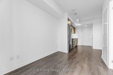 Photo 10 at 2009 - 30 Samuel Wood Way, City Centre West, Toronto