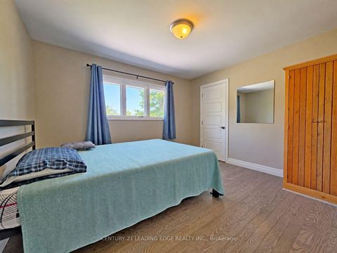 Photo 11 at 76 Market Street, Sutton & Jackson's Point, Georgina