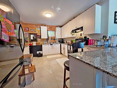 Photo 15 at 76 Market Street, Sutton & Jackson's Point, Georgina