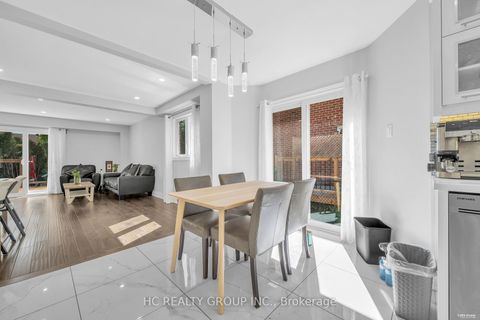 Photo 12 at 17 Pugsley Avenue, Crosby, Richmond Hill