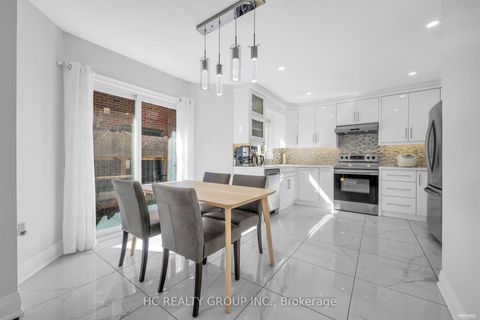 Photo 13 at 17 Pugsley Avenue, Crosby, Richmond Hill