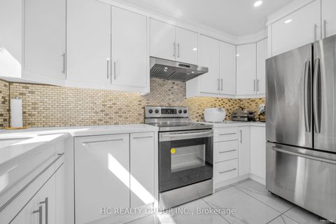 Photo 15 at 17 Pugsley Avenue, Crosby, Richmond Hill