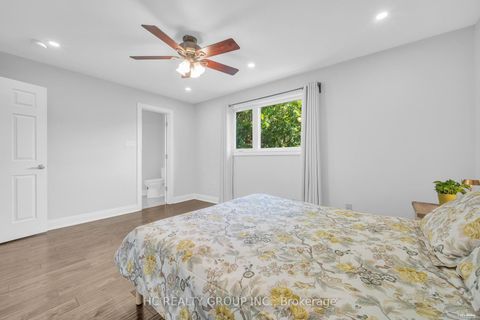 Photo 30 at 17 Pugsley Avenue, Crosby, Richmond Hill