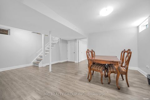 Photo 34 at 17 Pugsley Avenue, Crosby, Richmond Hill