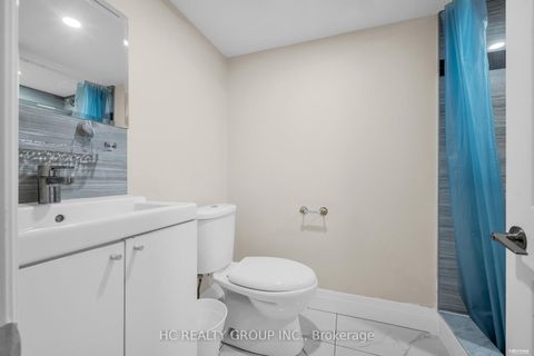 Photo 38 at 17 Pugsley Avenue, Crosby, Richmond Hill