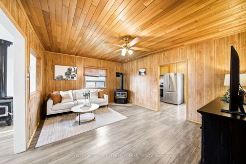 Photo 13 at 706 Chestnut Street, Rural Innisfil, Innisfil