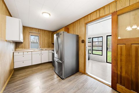 Photo 15 at 706 Chestnut Street, Rural Innisfil, Innisfil