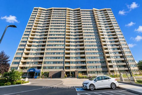 Photo 3 at 209 - 2050 Bridletowne Circle, L'Amoreaux, Toronto