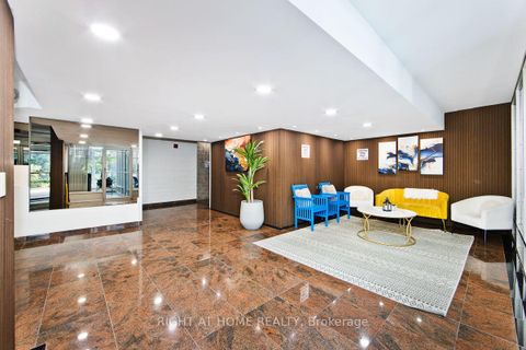 Photo 4 at 209 - 2050 Bridletowne Circle, L'Amoreaux, Toronto