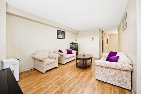 Photo 9 at 209 - 2050 Bridletowne Circle, L'Amoreaux, Toronto