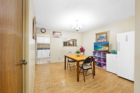 Photo 11 at 209 - 2050 Bridletowne Circle, L'Amoreaux, Toronto