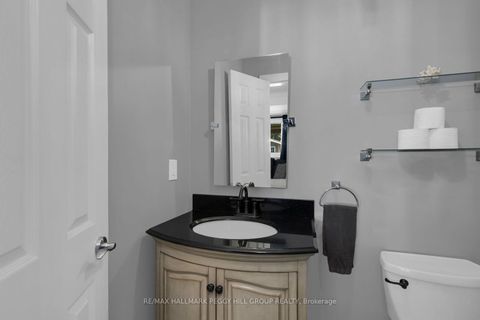 Photo 5 at 105 Columbia Road, Holly, Barrie