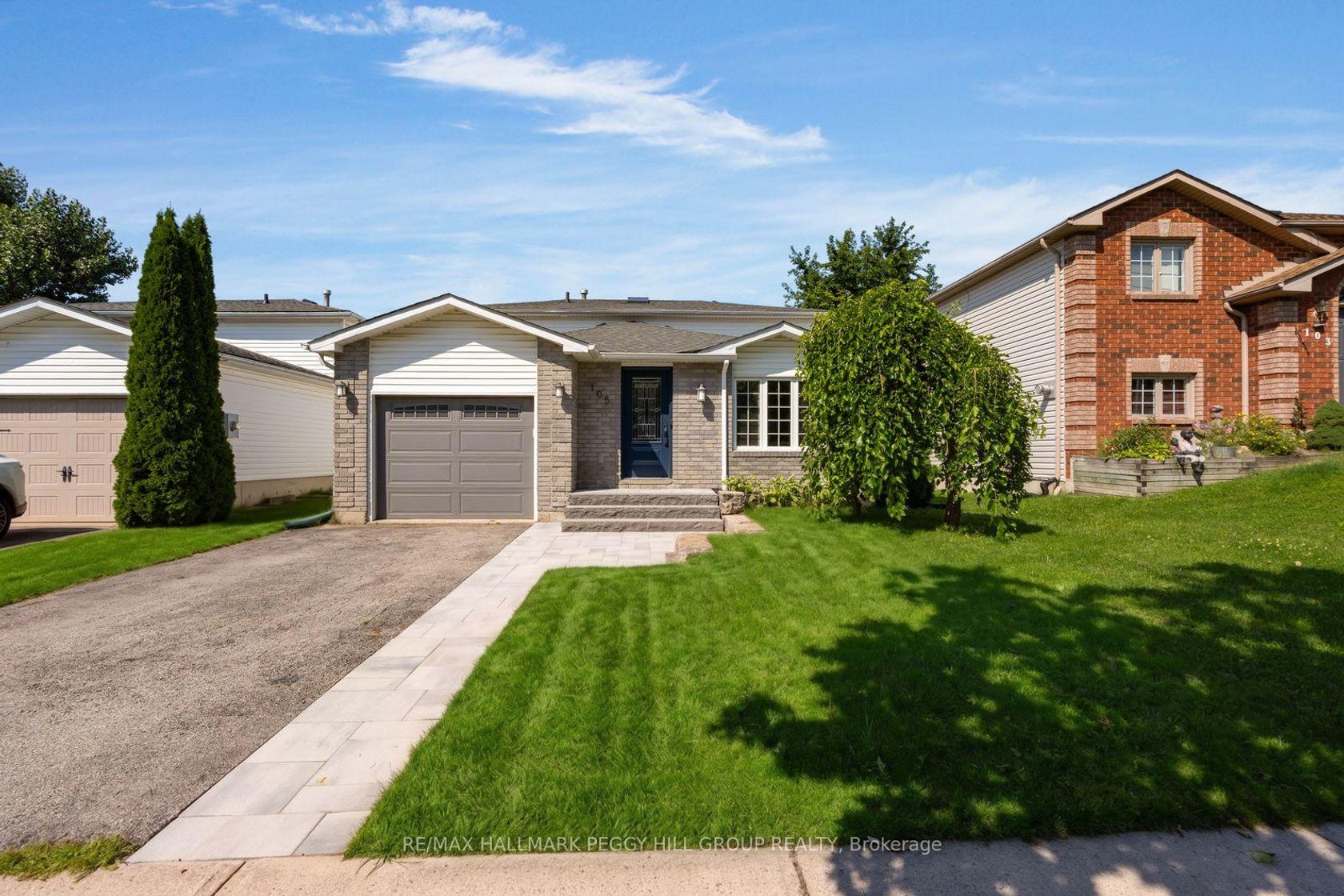 105 Columbia Road, Holly, Barrie photo number 2