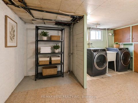 Photo 18 at 5 Dieppe Road S, East York, Toronto