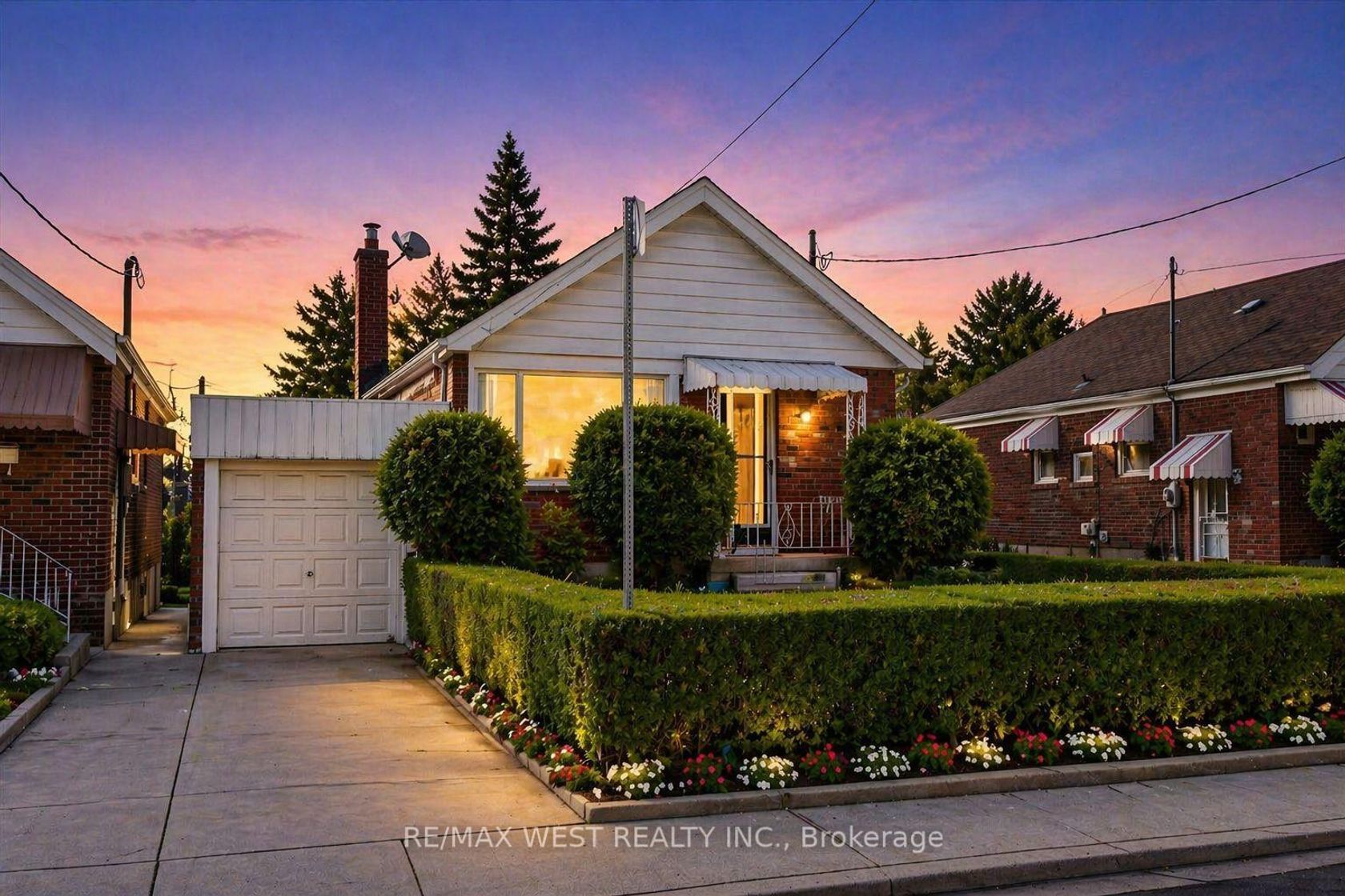 5 Dieppe Road S, East York, Toronto 