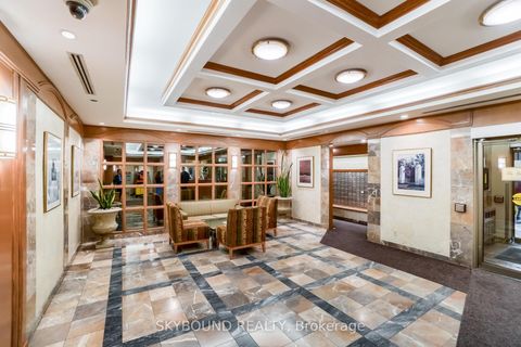 Photo 3 at 1605 - 25 Grenville Street, Bay Street Corridor, Toronto
