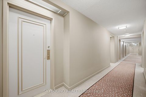 Photo 5 at 1605 - 25 Grenville Street, Bay Street Corridor, Toronto