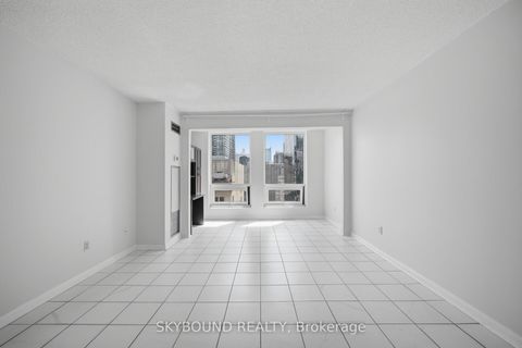 Photo 8 at 1605 - 25 Grenville Street, Bay Street Corridor, Toronto