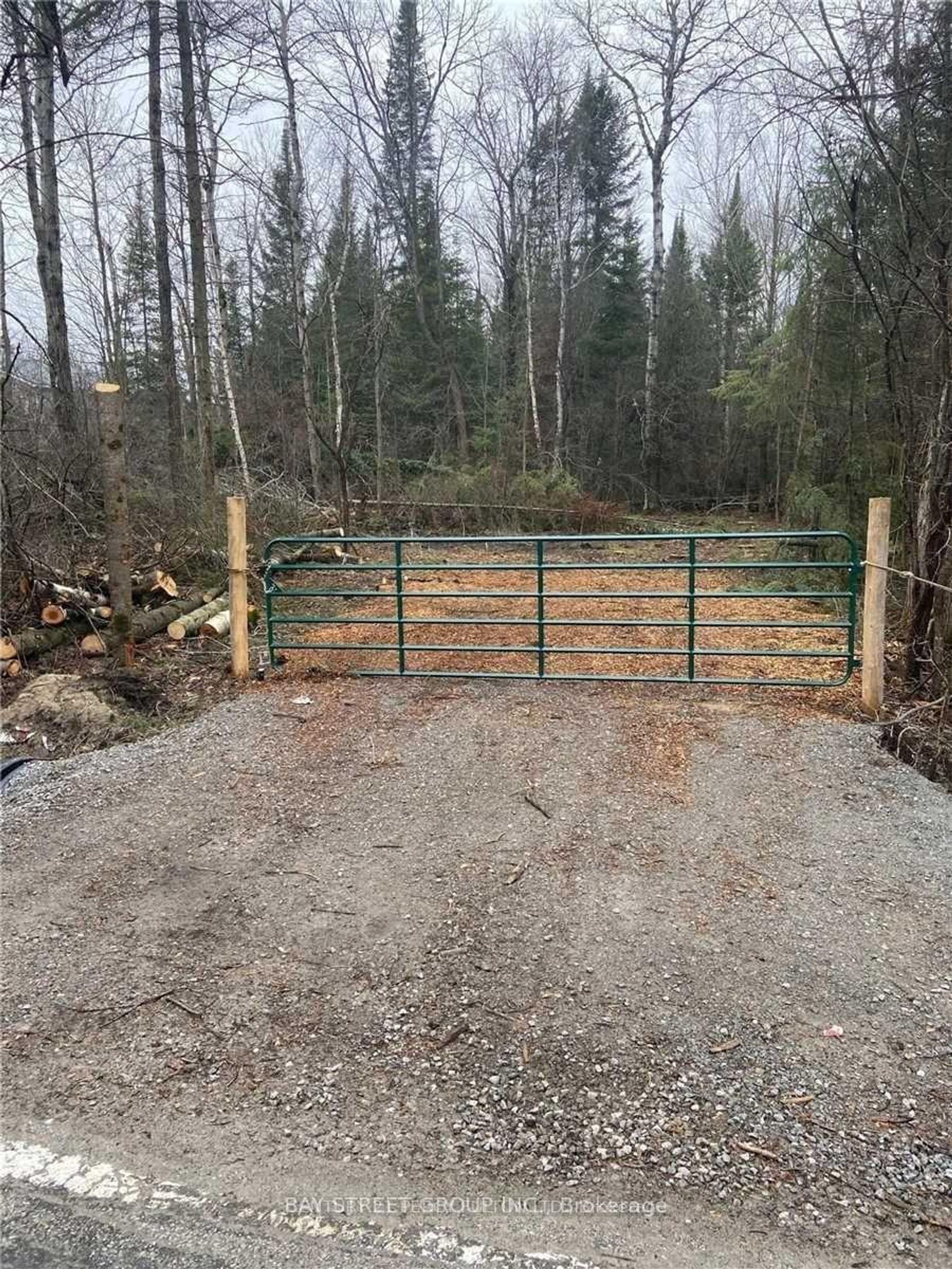 Lot 18 Weir