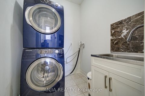 Photo 40 at 132 Estate Garden Drive, Oak Ridges, Richmond Hill