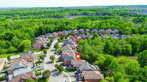 Photo 46 at 132 Estate Garden Drive, Oak Ridges, Richmond Hill