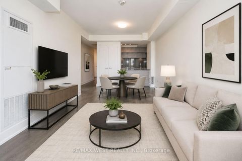 Photo 1 at 203 - 80 Vanauley Street, Chinatown, Toronto