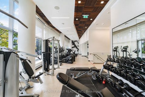 Photo 8 at 203 - 80 Vanauley Street, Chinatown, Toronto