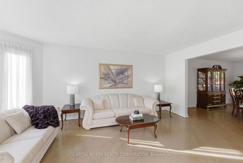 Photo 13 at 39 Waterhouse Way, Westbrook, Richmond Hill