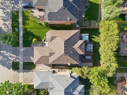 Photo 46 at 39 Waterhouse Way, Westbrook, Richmond Hill