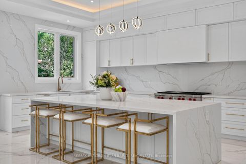 Photo 11 at 140 Olive Avenue, Willowdale East, Toronto