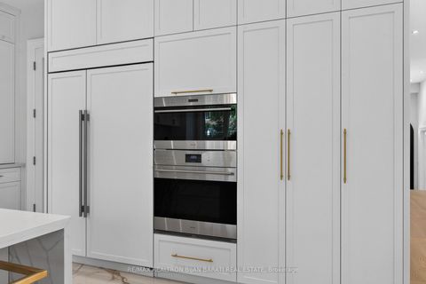 Photo 14 at 140 Olive Avenue, Willowdale East, Toronto