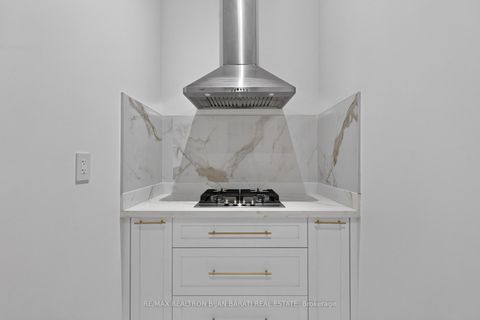 Photo 16 at 140 Olive Avenue, Willowdale East, Toronto