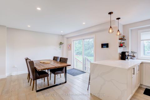 Photo 9 at 40 Glenview Avenue, Virginia, Georgina